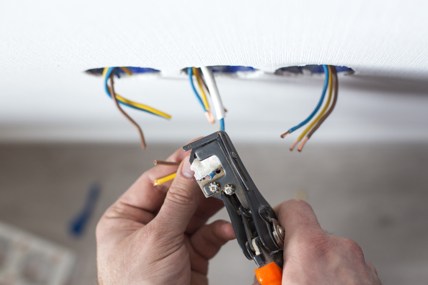 Quanto costa rifare limpianto elettrico? Rifare impianto elettrico casa vecchia